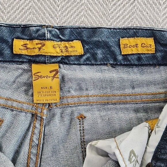 Seven 7 For All Mankind Jeans Women's Size 6 (W30 L30) Medium Wash Boot Cut EUC - Picture 13 of 13